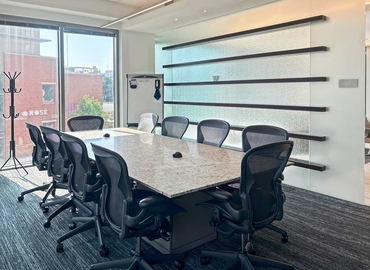 10 m² Business park in The Woodlands, TX, 21 Waterway Avenue (77380) - 2 | MatchOffice.com