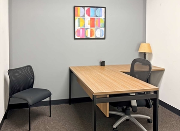 10 m² Co-working  in Seattle, WA, 2219 Rimland Drive (98226) - 3 | MatchOffice.com