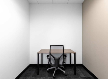 10 m² Shared workspace  in Clayton, 	MO, 7777 Bonhomme Avenue (63105) - 7 | MatchOffice