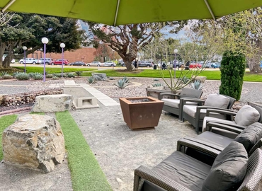 Virtual office space in Torrance, CA, 21515 Hawthorne Boulevard (90503) - 7 | MatchOffice.com