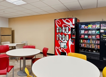 10 m² Business park in Riverside, CA, 100 Duffy Avenue (11801) - 10 | MatchOffice