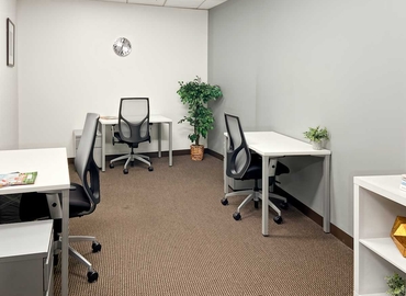 10 m² Coworking space  in Torrance, CA, 21515 Hawthorne Boulevard (90503) - 9 | MatchOffice.com
