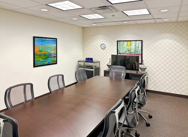 10 m² Business center in Detroit, MI, 3200 Greenfield Road (48120) - 4 | MatchOffice.com