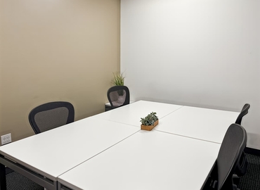 10 m² Business center in Carlsbad, CA, 440 Stevens Avenue (92075) - 13 | MatchOffice.com