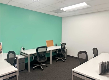 10 m² Shared workspace  in Carlsbad, CA, 440 Stevens Avenue (92075) - 8 | MatchOffice