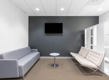 10 m² Shared office  in Burbank, CA, 303 North Glenoaks Boulevard (91502) - 4 | MatchOffice.com