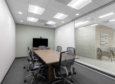 10 m² Shared workspace  in Burbank, CA, 303 North Glenoaks Boulevard (91502) - 2 | MatchOffice.com