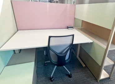 10 m² Shared workspace  in Hartford, CT, 71 Raymond Road (06107) - 12 | MatchOffice