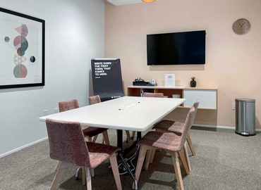 10 m² Co-working  in Raleigh, NC, 4509 Creedmoor Road (27612) - 2 | MatchOffice.com