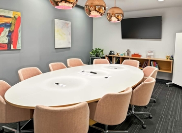 Virtual business address in Costa Mesa, CA, 555 Anton Boulevard (92626) - 2 | MatchOffice.com