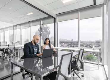 10 m² Shared workspace  in Houston Central, TX, 2925 Richmond Avenue (77098) - 6 | MatchOffice.com