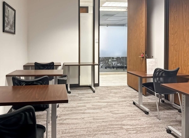 10 m² Business space in San Antonio, TX, 1100 Northwest Loop 410 (78213) - 12 | MatchOffice.com