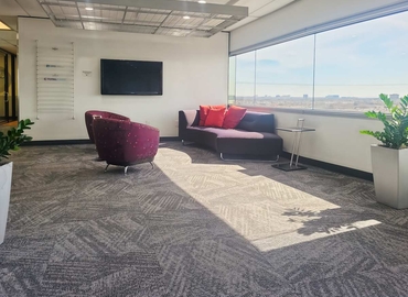 10 m² Shared office  in Dallas North, TX, 5050 Quorum Drive (75254) - 4 | MatchOffice.com