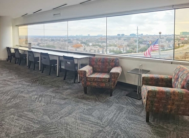 10 m² Shared workspace  in Dallas North, TX, 5050 Quorum Drive (75254) - 10 | MatchOffice.com