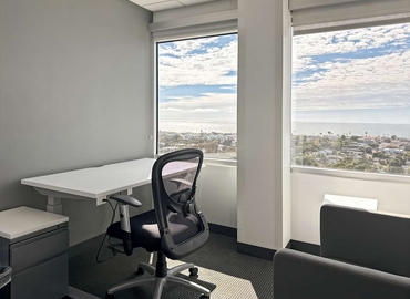 Virtual business address in Santa Monica, CA, 2447 Pacific Coast Highway (90254) - 6 | MatchOffice