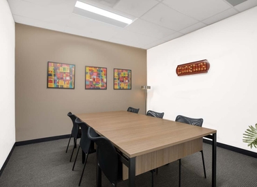 10 m² Coworking space  in Burbank, CA, 4100 West Alameda Avenue (91505) - 7 | MatchOffice.com