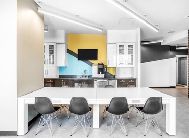 Virtual office in Pasadena, CA, 117 East Colorado Boulevard (91105) - 5 | MatchOffice.com