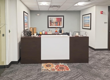 10 m² Coworking space  in Hartford, CT, 360 Bloomfield Avenue (06095) - 1 | MatchOffice.com