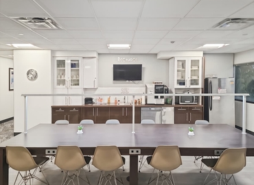 10 m² Coworking space  in Hartford, CT, 360 Bloomfield Avenue (06095) - 5 | MatchOffice.com