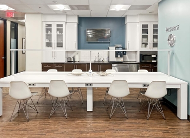 Virtual office space in Santa Rosa, CA, 3558 Round Barn Boulevard (95403) - 5 | MatchOffice.com