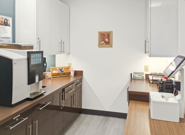 10 m² Shared office  in Newark, CA, 39899 Balentine Drive (94560) - 5 | MatchOffice.com