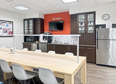 10 m² Shared office  in Eden Prairie, MN, 6385 Old Shady Oak Road (55344) - 5 | MatchOffice.com