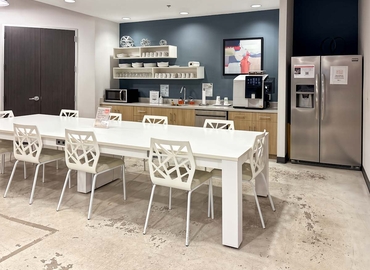 10 m² Co-working  in North Miami, FL, 1801 Northeast 123rd Street (33181) - 11 | MatchOffice.com