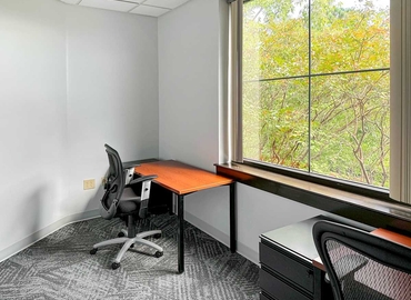 Virtual business address in Cary, NC, 2500 Regency Parkway (27518) - 10 | MatchOffice.com