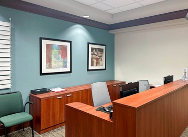 10 m² Shared workspace  in Charlotte, NC, 5960 Fairview Road (28210) - 1 | MatchOffice