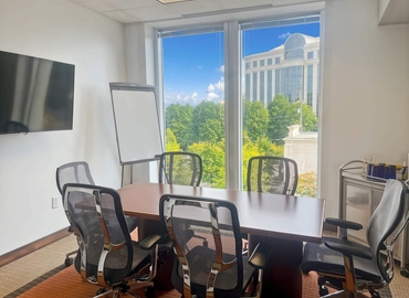 Virtual office space in Charlotte, NC, 5960 Fairview Road (28210) - 2 | MatchOffice