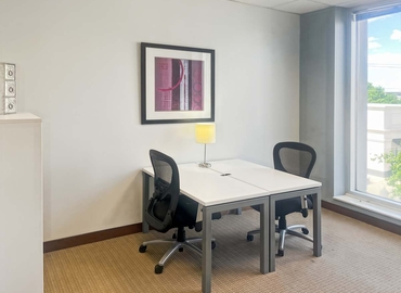 Virtual office space in Charlotte, NC, 5960 Fairview Road (28210) - 12 | MatchOffice