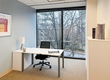 10 m² Shared workspace  in Atlanta Perimeter - North Central, GA, 303 Perimeter Center North (30346) - 6 | MatchOffice