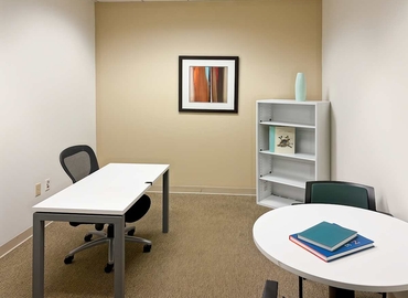 10 m² Shared workspace  in Atlanta Perimeter - North Central, GA, 303 Perimeter Center North (30346) - 11 | MatchOffice