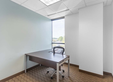 10 m² Shared workspace  in Chesapeake, VA, 1545 Crossways Boulevard (23320) - 4 | MatchOffice