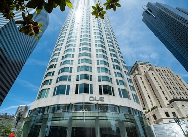 10 m² Shared office  in Downtown, 633 West Fifth Street (90071) - 0 | MatchOffice.com