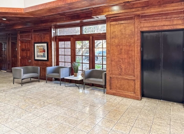 Virtual office in Mesa, AZ, 2266 South Dobson Road (85202) - 4 | MatchOffice.com