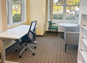 10 m² Shared workspace  in Ladera Ranch, CA, 999 Corporate Drive (92694) - 3 | MatchOffice.com