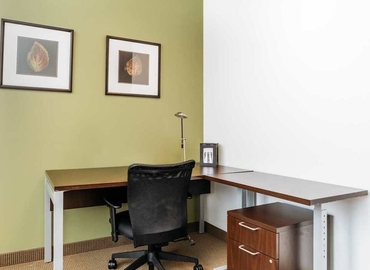 10 m² Coworking  in Charlotte, NC, 3440 Toringdon Way (28277) - 4 | MatchOffice.com