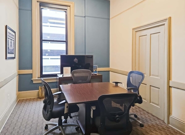 10 m² Shared workspace  in Kansas City, KS, The Cosby (64105) - 2 | MatchOffice