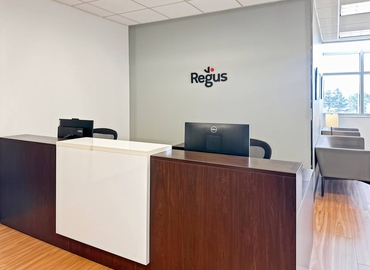 10 m² Business space in Winston-Salem, NC, 615 Street George Square Court (27103) - 1 | MatchOffice.com