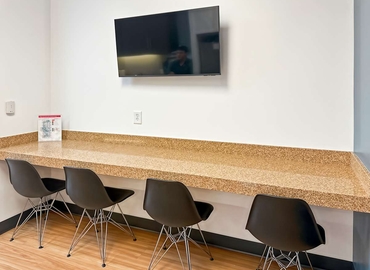 10 m² Business park in Winston-Salem, NC, 615 Street George Square Court (27103) - 8 | MatchOffice