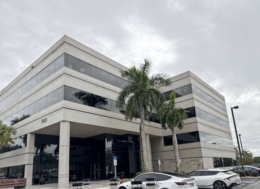 10 m² Serviced office in Miami Lakes, FL, 7900 Oak Lane (33016) - 0 | MatchOffice.com