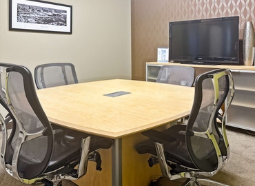 10 m² Business space in Hoffman Estates, IL, 2815 Forbs Avenue (60192) - 2 | MatchOffice