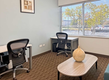 10 m² Co-working  in Hoffman Estates, IL, 2815 Forbs Avenue (60192) - 7 | MatchOffice.com