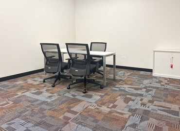 10 m² Co-working  in Hoffman Estates, IL, 2815 Forbs Avenue (60192) - 13 | MatchOffice.com