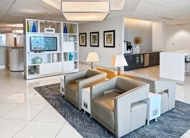 10 m² Business space in Chicago Gold Coast, IL, 939 West North Avenue (60642) - 4 | MatchOffice.com