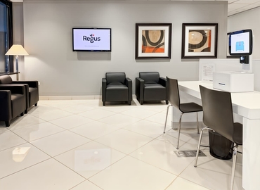 10 m² Co-working  in Lake Forest, IL, 100 South Saunders Road (60045) - 4 | MatchOffice.com