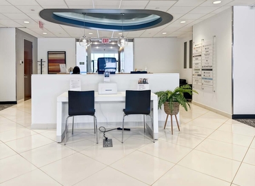 Virtual business address in Lake Forest, IL, 100 South Saunders Road (60045) - 3 | MatchOffice