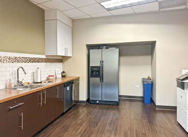 Virtual office space in Lake Forest, IL, 100 South Saunders Road (60045) - 11 | MatchOffice