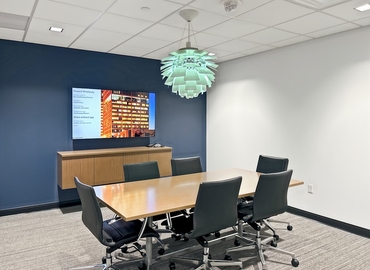 10 m² Shared workspace  in Clayton, 	MO, 7733 Forsyth Boulevard (63105) - 7 | MatchOffice